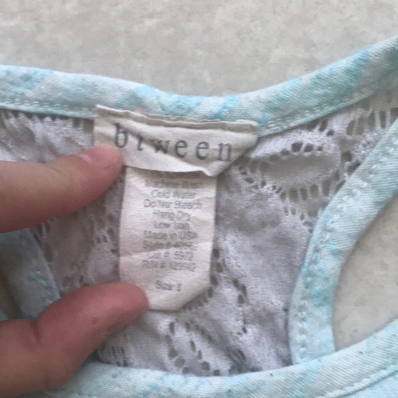 🔥Girls Blue btween tank top size 8🔥 - Picture 2 of 3